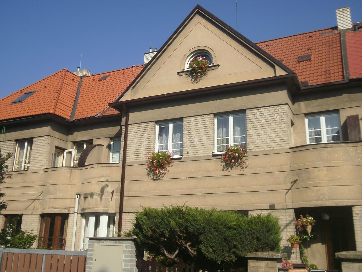 Apartricanova プラハ エクステリア 写真